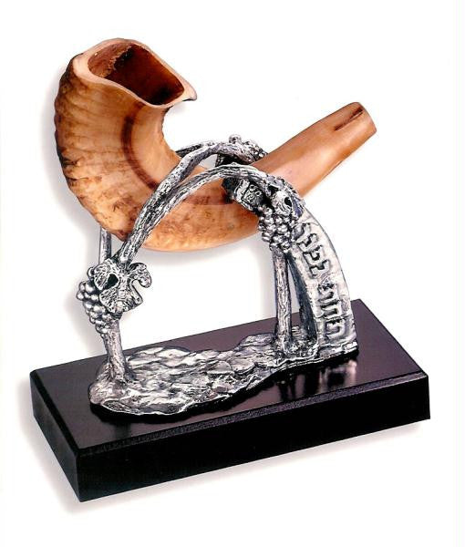 Displays & Pictures - Silver Shofar Display II