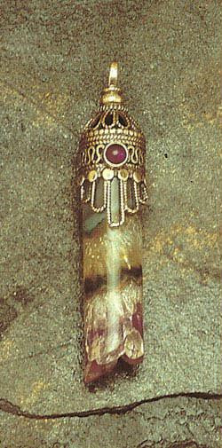 Pendants & Amulets - Sterling Silver Pendant with Amethyst Quartz P058
