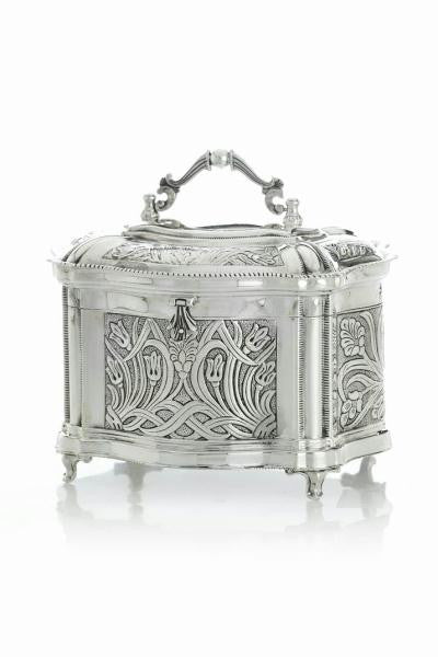 Sterling Silver Etrog Box - English Leaves Sterling Silver Etrog Box